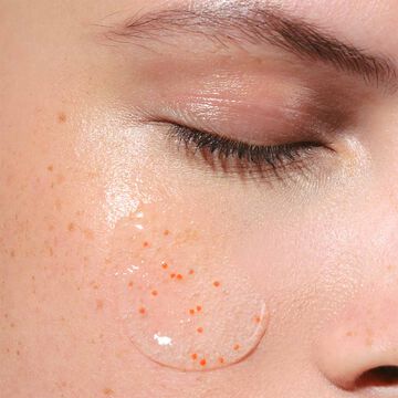 2in1 Express-Reinigung mit Peeling-Wirkung für jeden Hauttyp